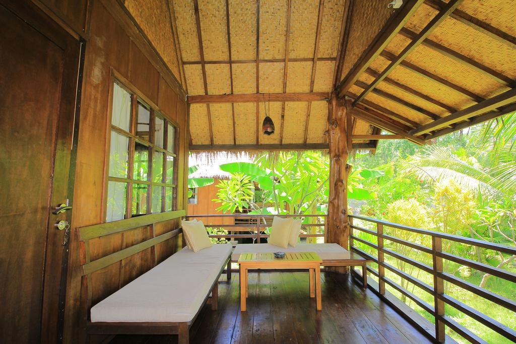 גילי מנו Adeng-Adeng Bungalows חדר תמונה
